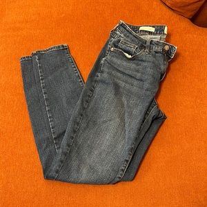 Universal Thread Jeans